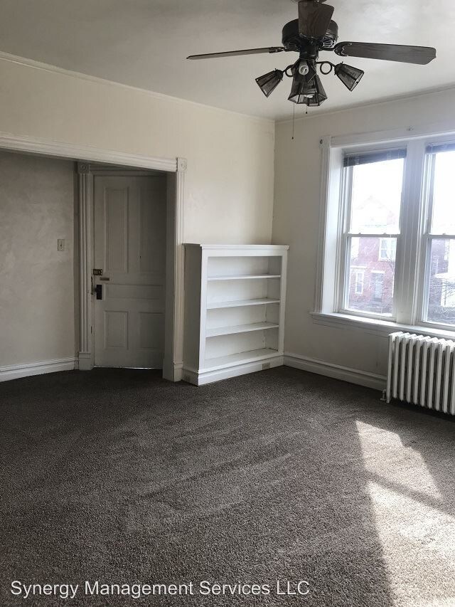 Building Photo - 118 Broadway
