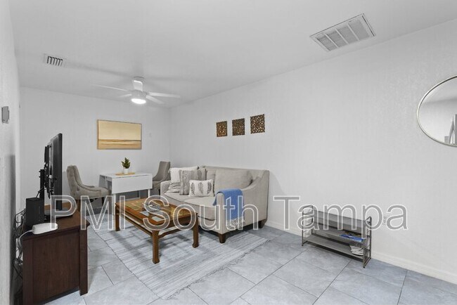 Foto del edificio - 2874 38th Ave N