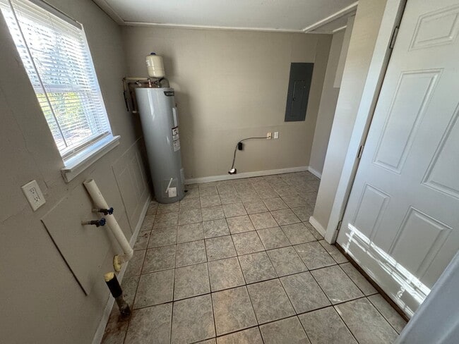 Building Photo - Birmingham