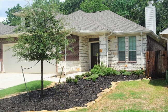 Foto del edificio - 12950 Shady Grove Ln