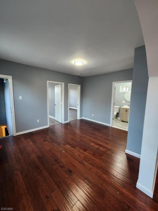 Foto del edificio - 555 Cary St