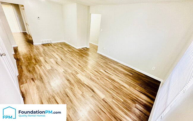 Foto del edificio - 7074 Prather St