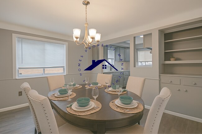 Foto del edificio - 17534 Evergreen Rd