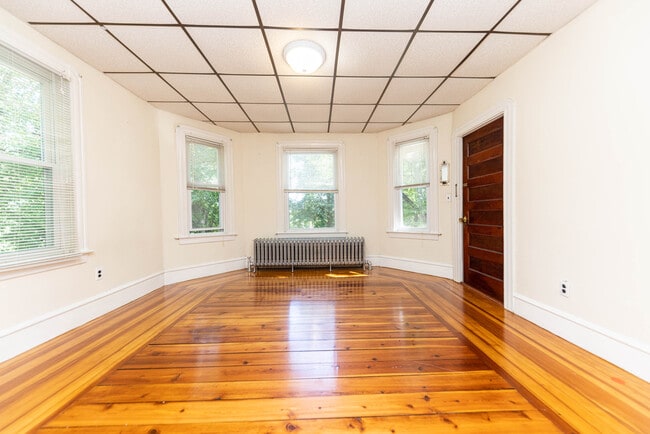 Building Photo - 507 President Ave