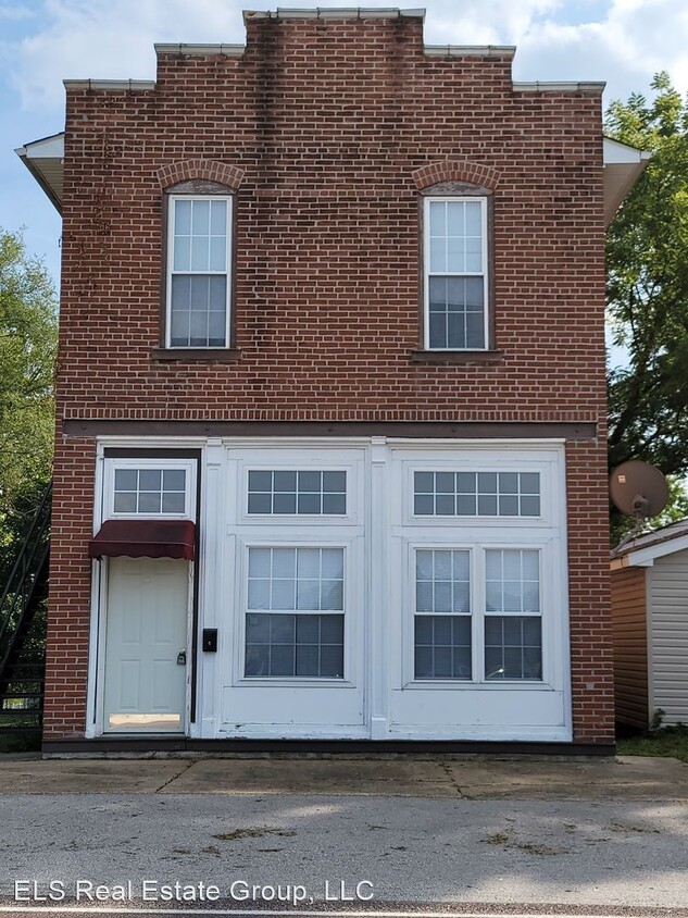 Primary Photo - 3 br, 1.5 bath House - 322 Main Street