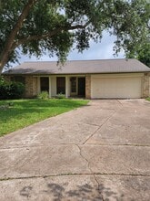Building Photo - 3907 Bartons Ct