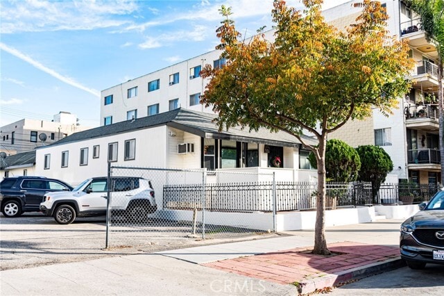 Foto principal - 240 Linden Ave