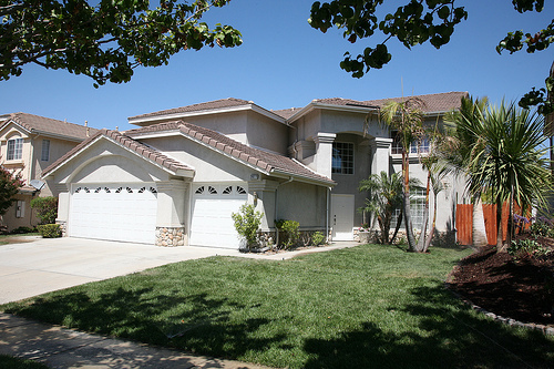 Primary Photo - Gorgeous 4 Bedroom Home in Corona With Poo...
