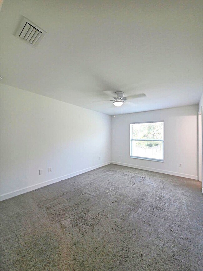 Building Photo - 3614 NW 43rd St