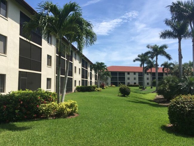 Foto del edificio - 7260 Coventry Ct