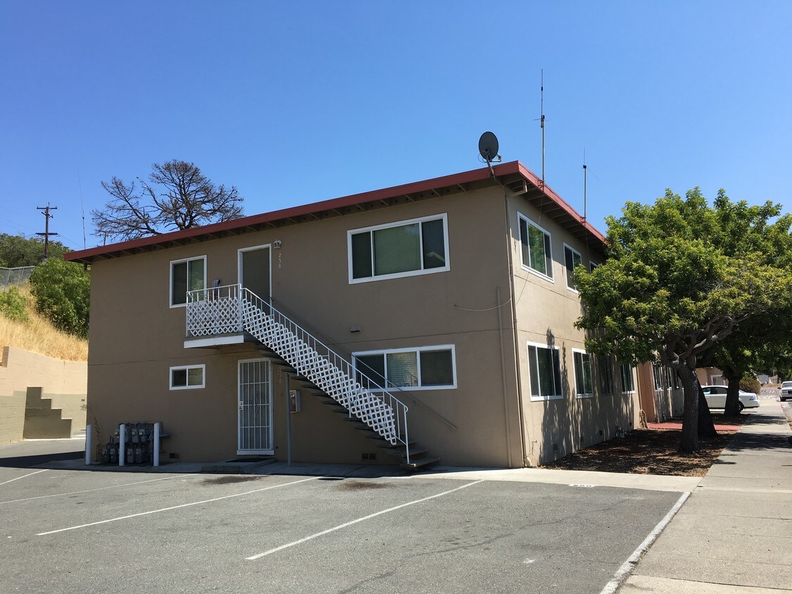 Foto del edificio - 224 Wilson Ave