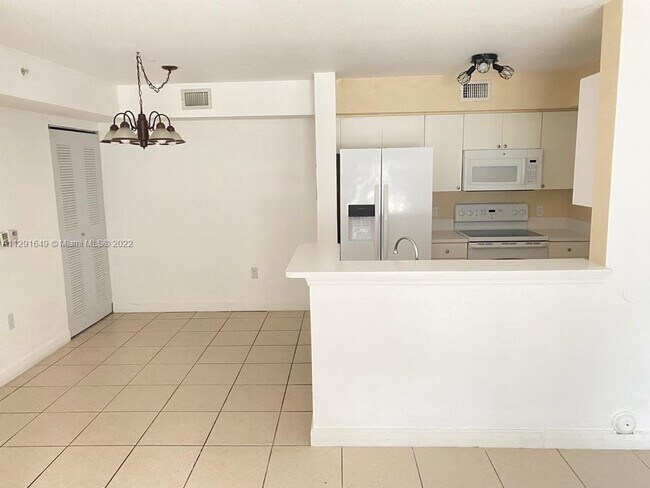 Foto del edificio - 15480 SW 284th St