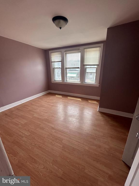 Foto del edificio - 1833 W Rockland St