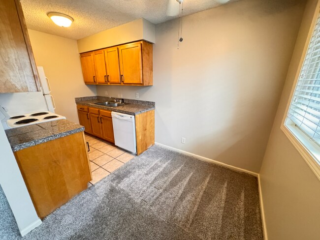 Building Photo - 1531 D St