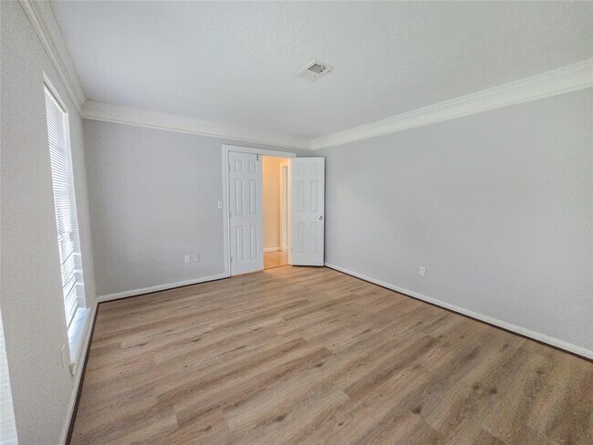 Building Photo - 11207 Sagevalley Dr