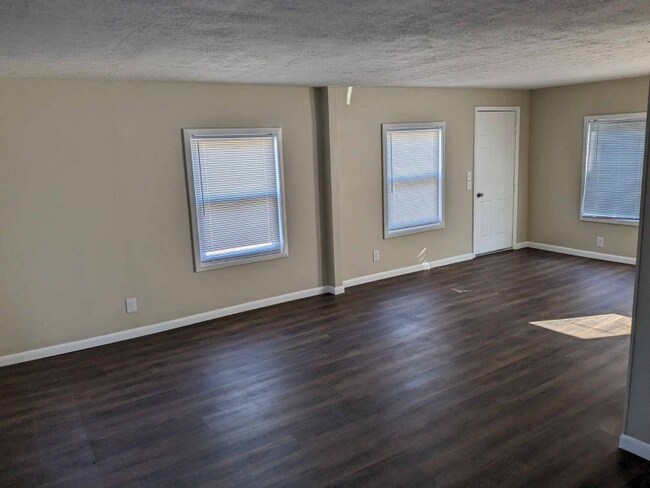 Foto del edificio - 192 E 315th St