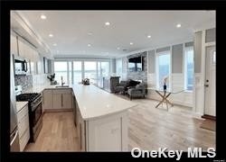 Foto del edificio - 61 Orchard Beach Blvd