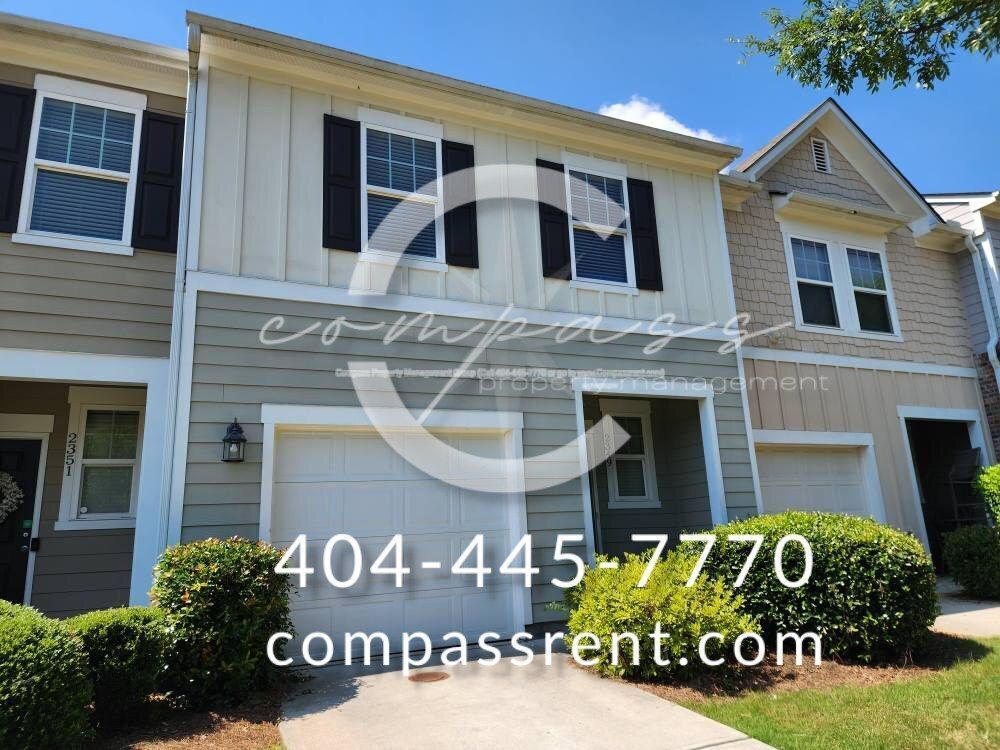 Foto principal - 2349 Camden Oak Way