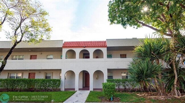 Building Photo - 7410 Woodmont Terrace