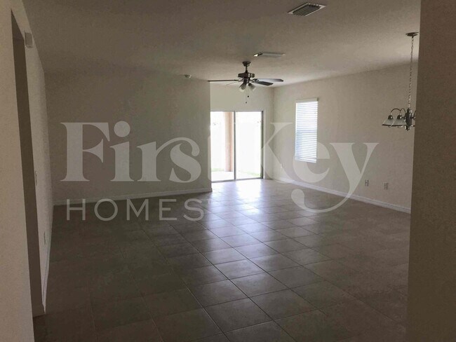 Foto del edificio - 217 NW 9th St