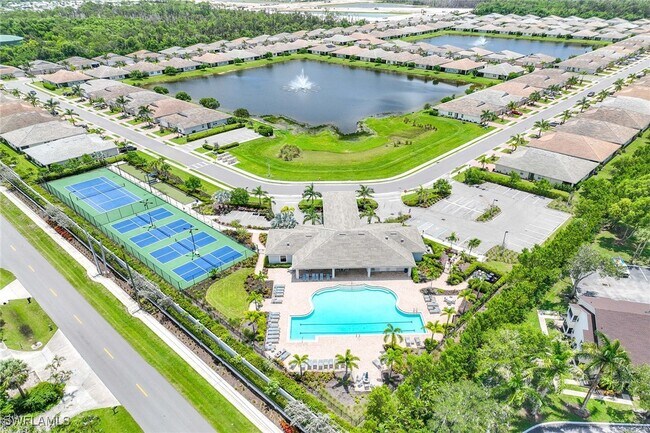 Foto del edificio - 1057 Tranquil Brk Dr