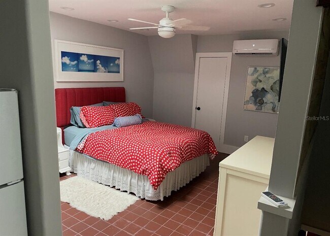 Foto del edificio - 1143 Central Ave