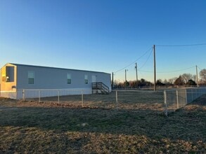 Building Photo - 11416 County Rd 152 W