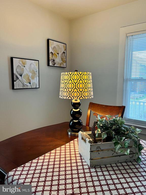 Foto del edificio - 12 Birch Ave