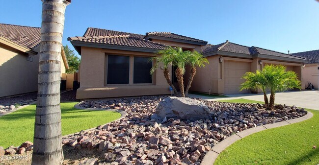 Building Photo - 4117 W Menadota Dr