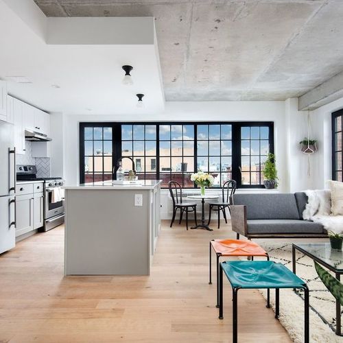 Foto principal - 774 Grand St