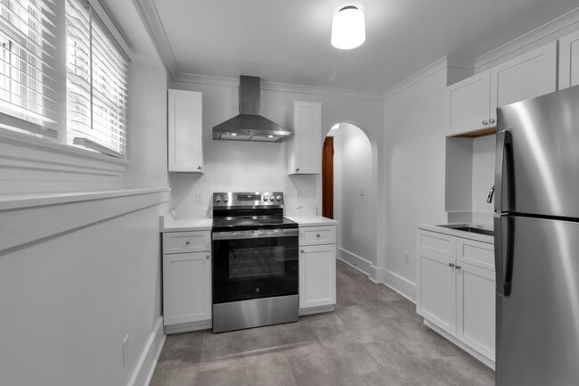 Building Photo - Chapel Road Apartments