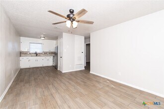 Building Photo - 314 Sunset Ln