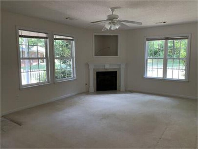 Foto del edificio - 1437 Alpine Dr