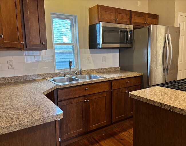 Foto del edificio - 580 Amherst St