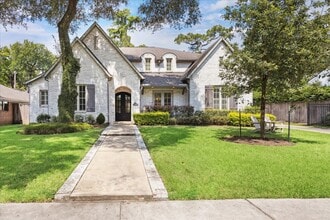 Building Photo - 12222 Old Oaks Dr