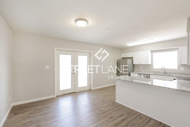 Building Photo - REDUCED PRICE!