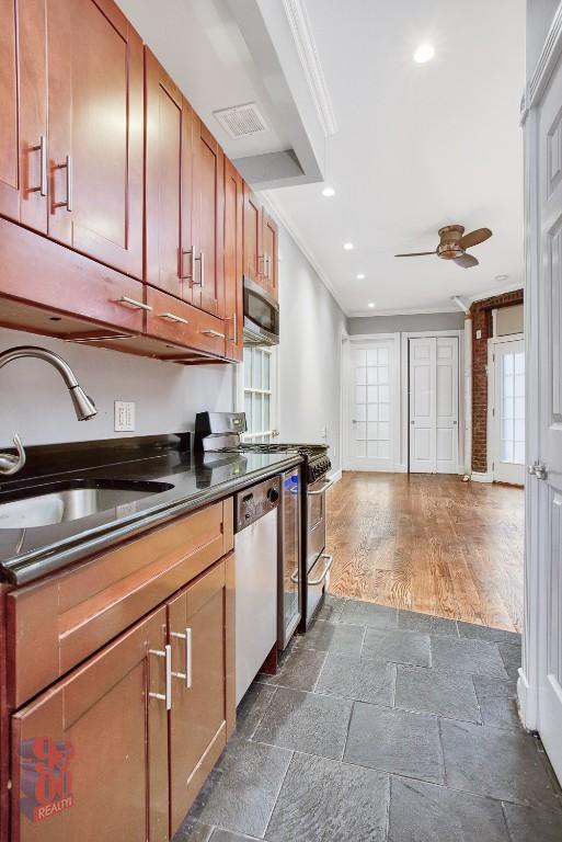 Foto del edificio - 309 W 97th St