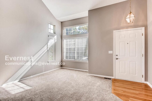 Building Photo - 16241 Bluebonnet Dr