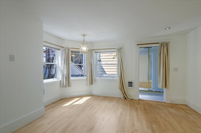 Building Photo - 2786 Jackson St