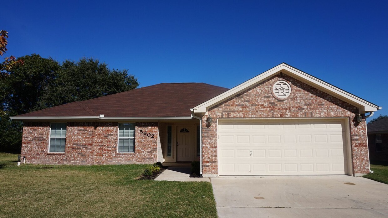 5602 Hunters Ridge Trl House Rental in Killeen, TX