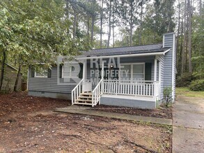 Building Photo - 443 Lacebark Dr