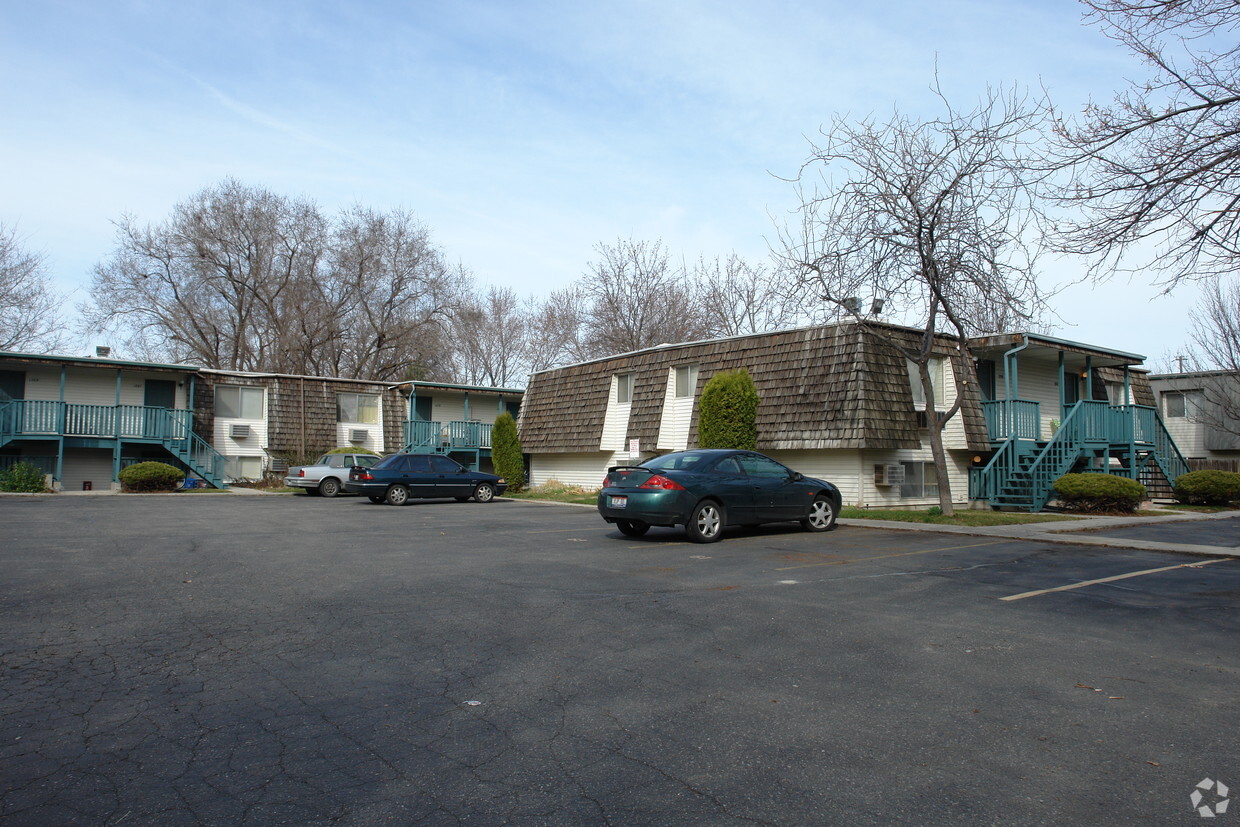 Building Photo - Columbus Square Apartments