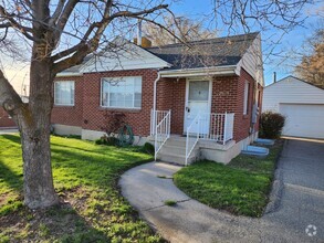 Building Photo - 2571 E 3300 S