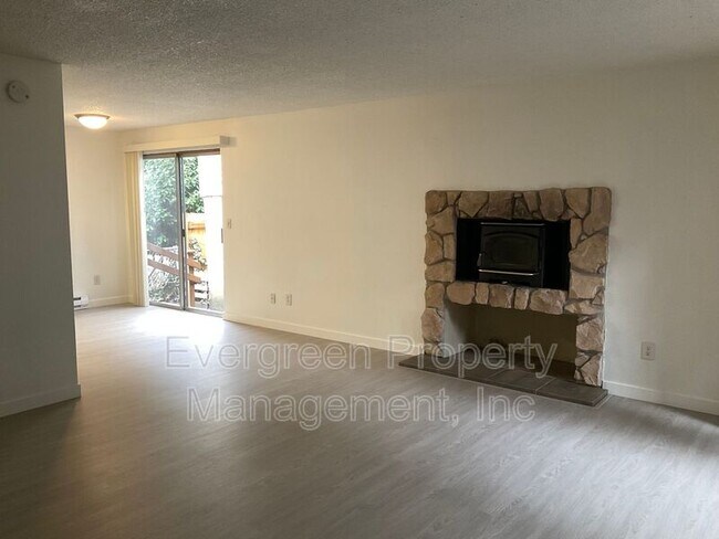 Foto del edificio - 4223 SE 30th Ave
