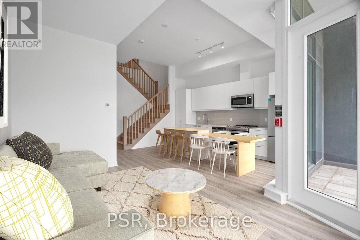 Photo principale - 200-200 Deerfield Rd