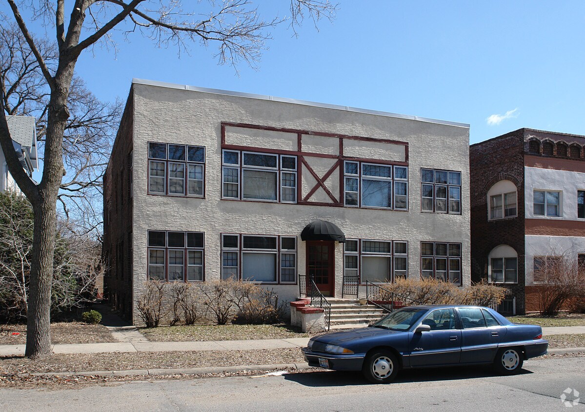 Foto del edificio - 2729 Aldrich Ave S