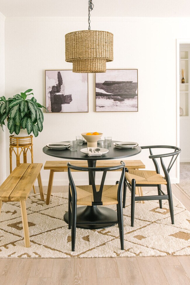 Dining Area, view from kitchen - 11138 Aqua Vista St