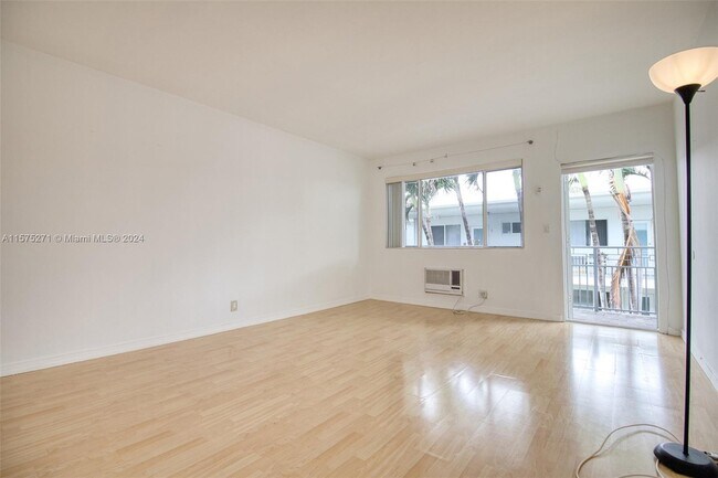 Building Photo - 320 86th St