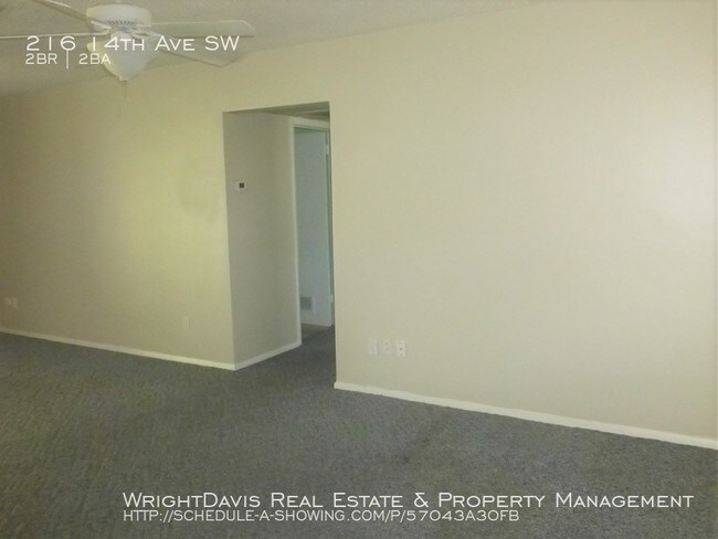 Foto del edificio - 216 14th Ave SW