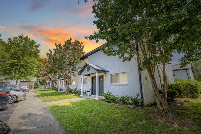 Walnut Creek en Raleigh, Carolina del Norte - Walnut Creek Apartments